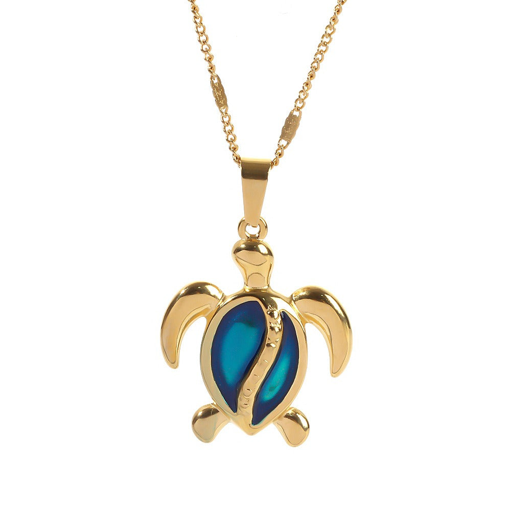 Chantal™ | Collier Tortue en Or avec Opale Bleue